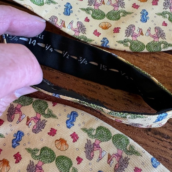 Peter Blair Imported Silk Made in USA Adjustable Bow Tie - Picture 7 of 8